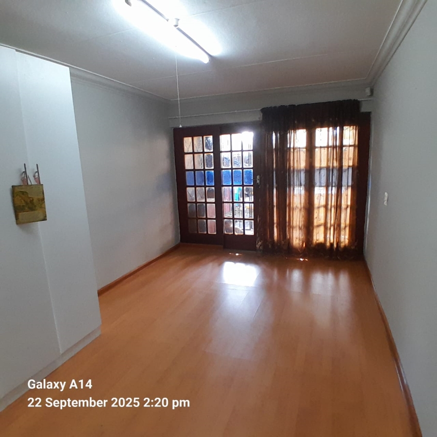 5 Bedroom Property for Sale in Bodorp North West